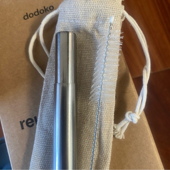 Unused, New, Dodoko Reusable Boba Cup, Blue, 710mL, 24 oz, straw/cleaner/bag - Picture 9 of 13